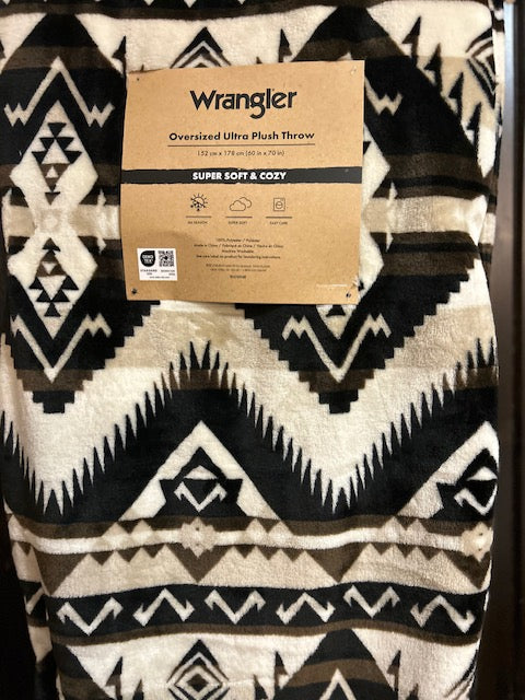 Wrangler 60 X 70 Oversize Plush Blanket