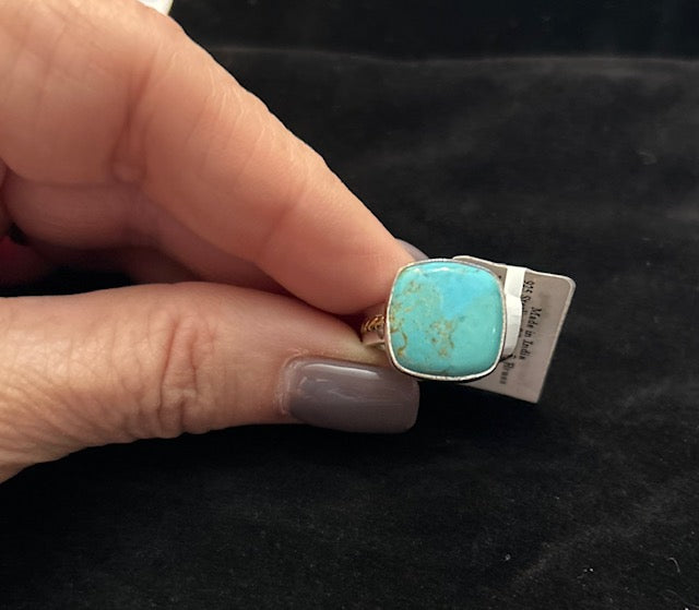 Sterling Silver Sz 7 Mohave Turquoise Ring