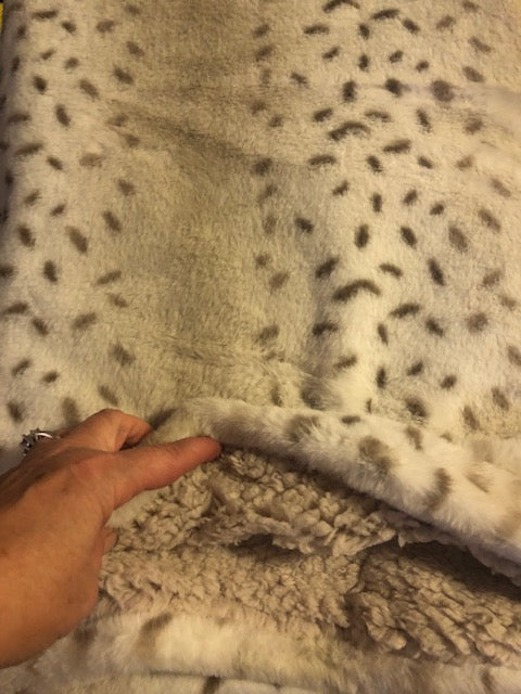 Deer Foot Prints Sherpa Faux Blanket