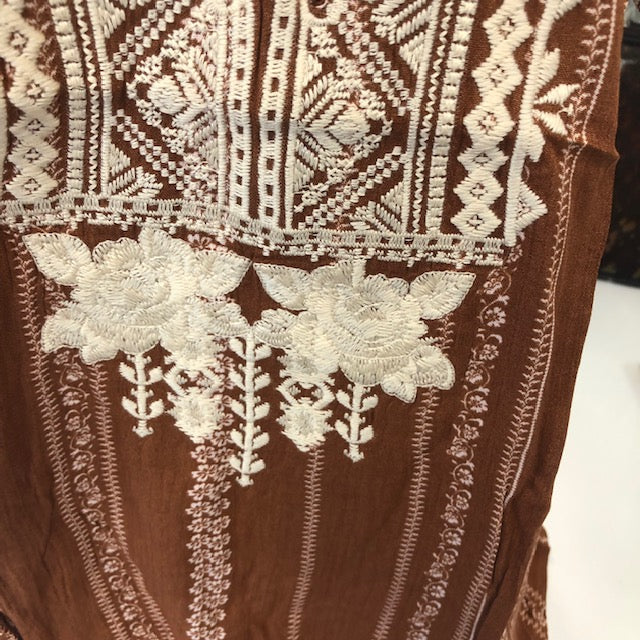 Savanna Jane Callie Embroidered Top